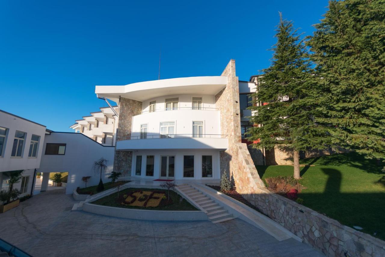 Chateau Linza Resort Tirana Exteriör bild