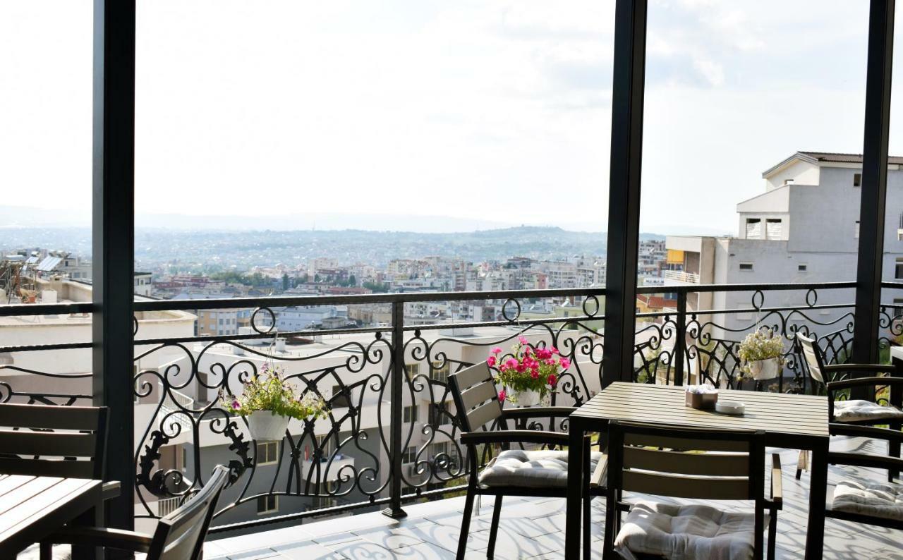 Chateau Linza Resort Tirana Exteriör bild