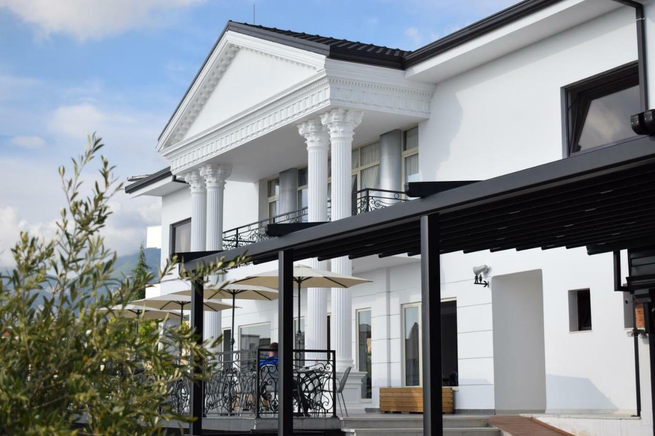 Chateau Linza Resort Tirana Exteriör bild